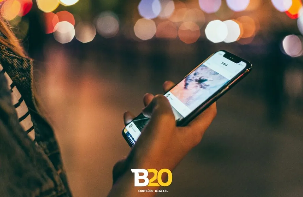 Qual a influência da biografia no marketing digital?
